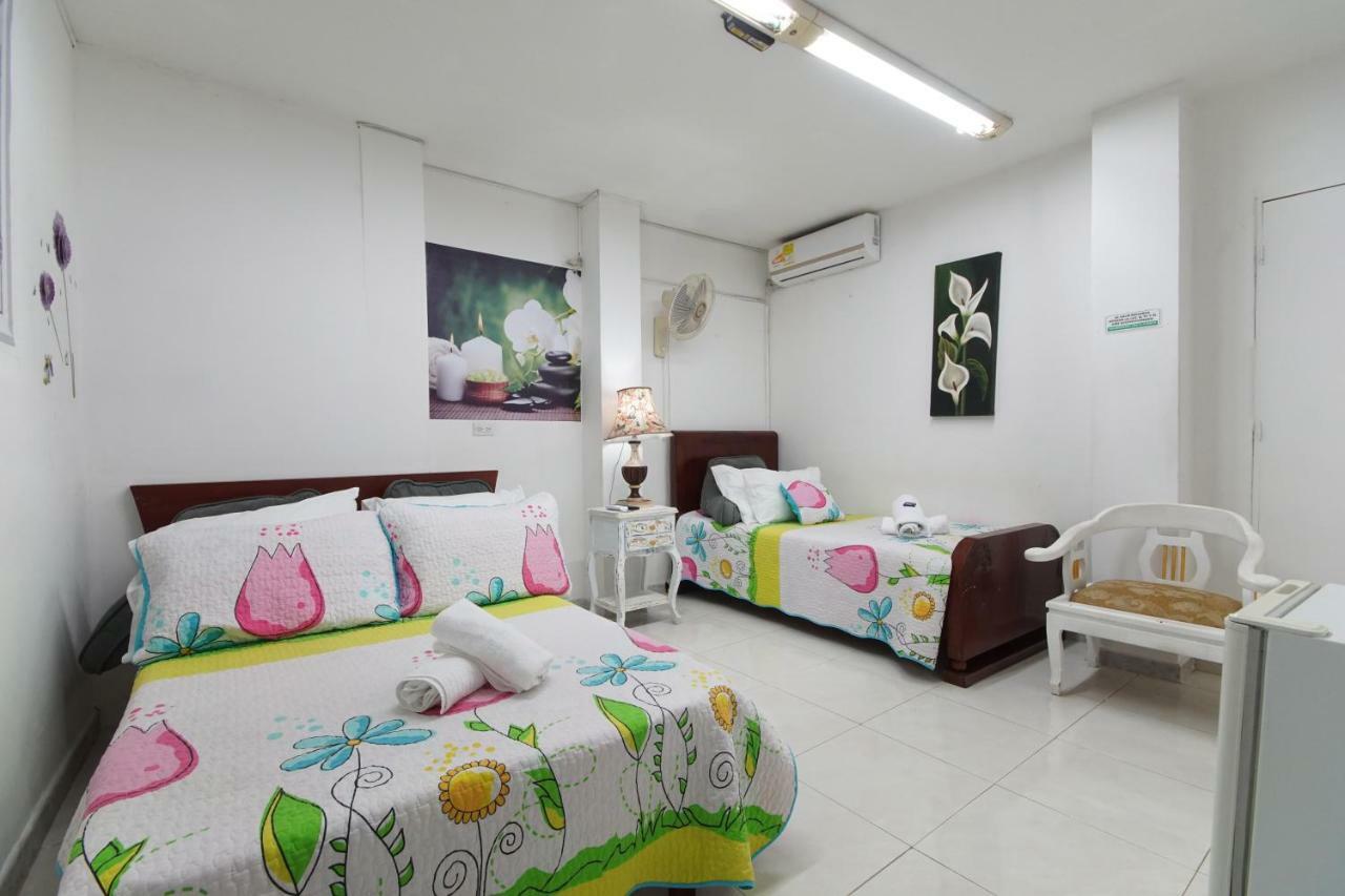 Hostal Tequendama Martha Santamaria Cali Ngoại thất bức ảnh